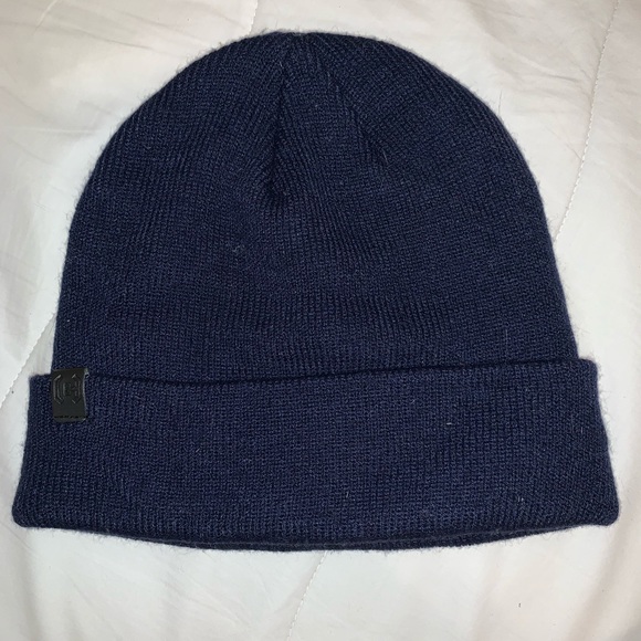 Cropp Beanie with Patch - Picture 2 of 2